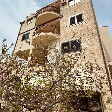 Apartment With A Parking Space - 23263